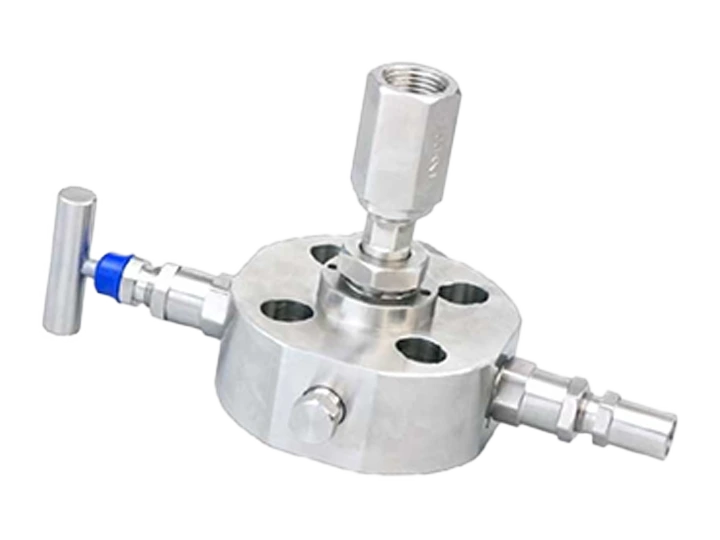 Monoflange single block & bleed valves