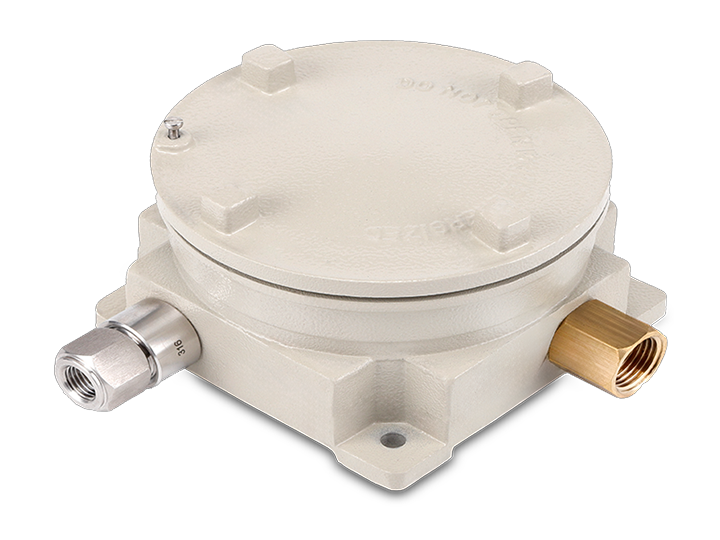 Industrial pressure switches with piston